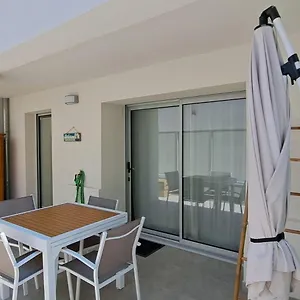  Appartement Magnifique T2 - Les Pieds Dans L'eau Piscine/plage